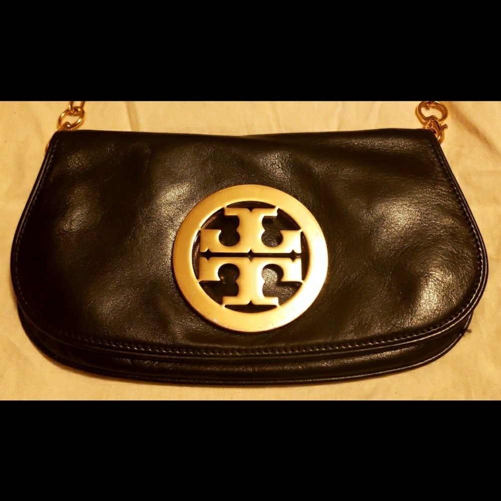 Tory Burch Leather Clutch bag with Log. Black&Gold